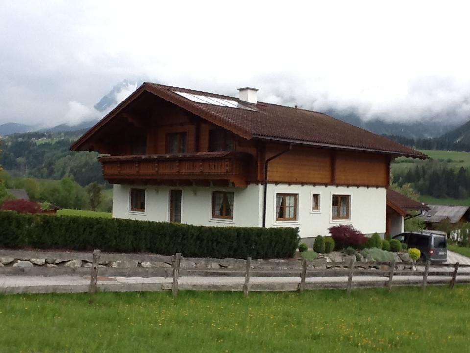 Ferienwohnung Gia Haus im Ennstal Dış mekan fotoğraf