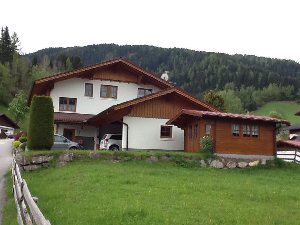 Ferienwohnung Gia Haus im Ennstal Dış mekan fotoğraf